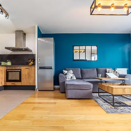 Disneyland 13min - Kingsize Bed - Private Parking - Terrace - Calm Village Apartment